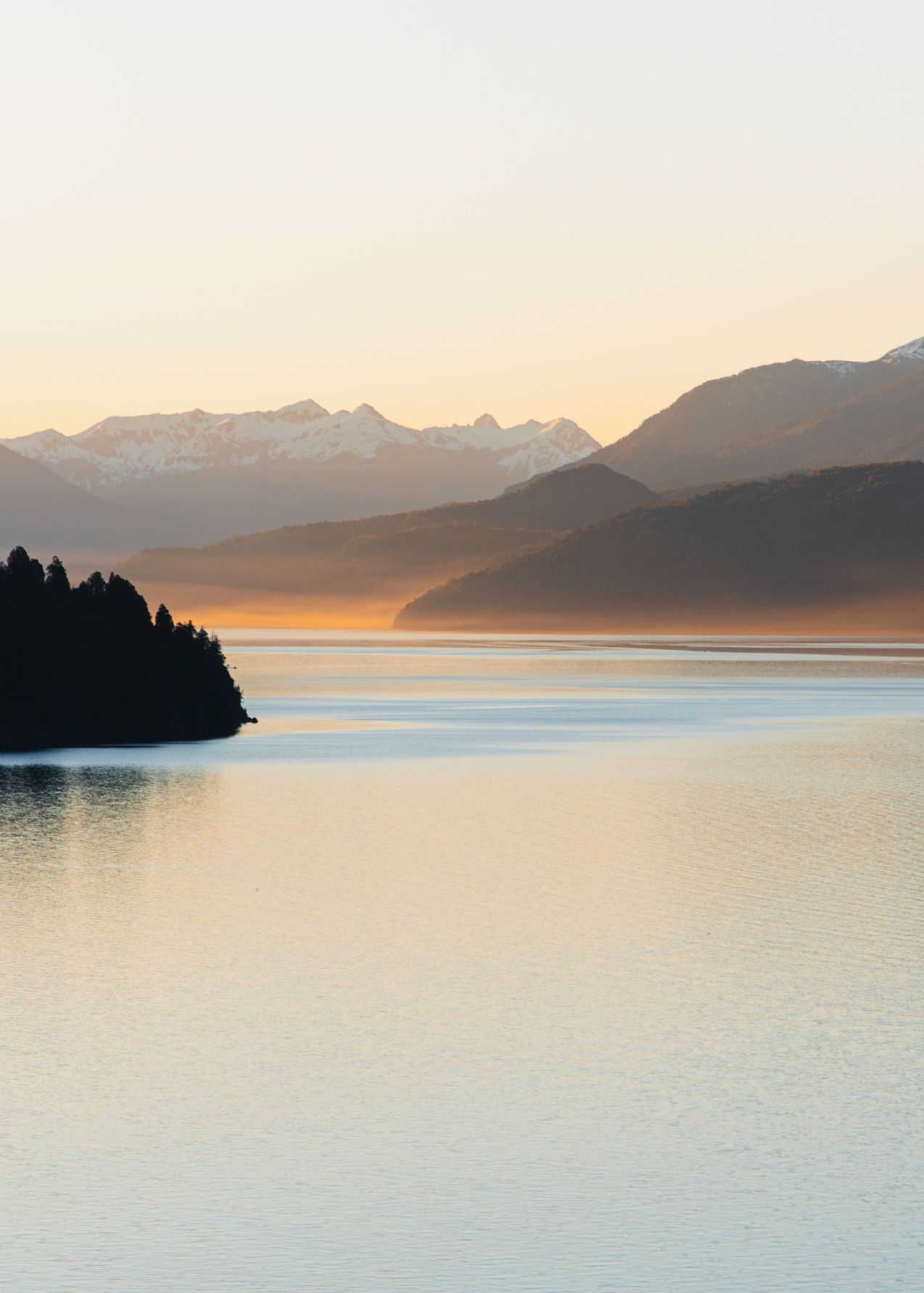 Fotografia fine art de lago y bosque patagonico